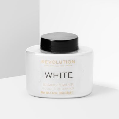 پودر بیک فیکس رولوشن رنگ سفید Revolution White Baking Powder 32g, پودر تثبیت کننده آرایش رولوشن